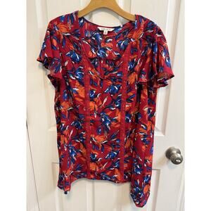 The Pioneer Woman XL Blouse Red Floral V-neck Lace Trim Front Sharkbite Hem